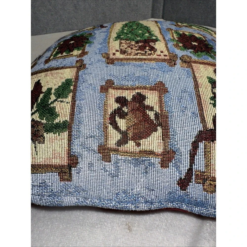 Holiday Tapestry Pillow Festive Christmas‎ Wreath Tree & Cardinal 14.5 X 14.5